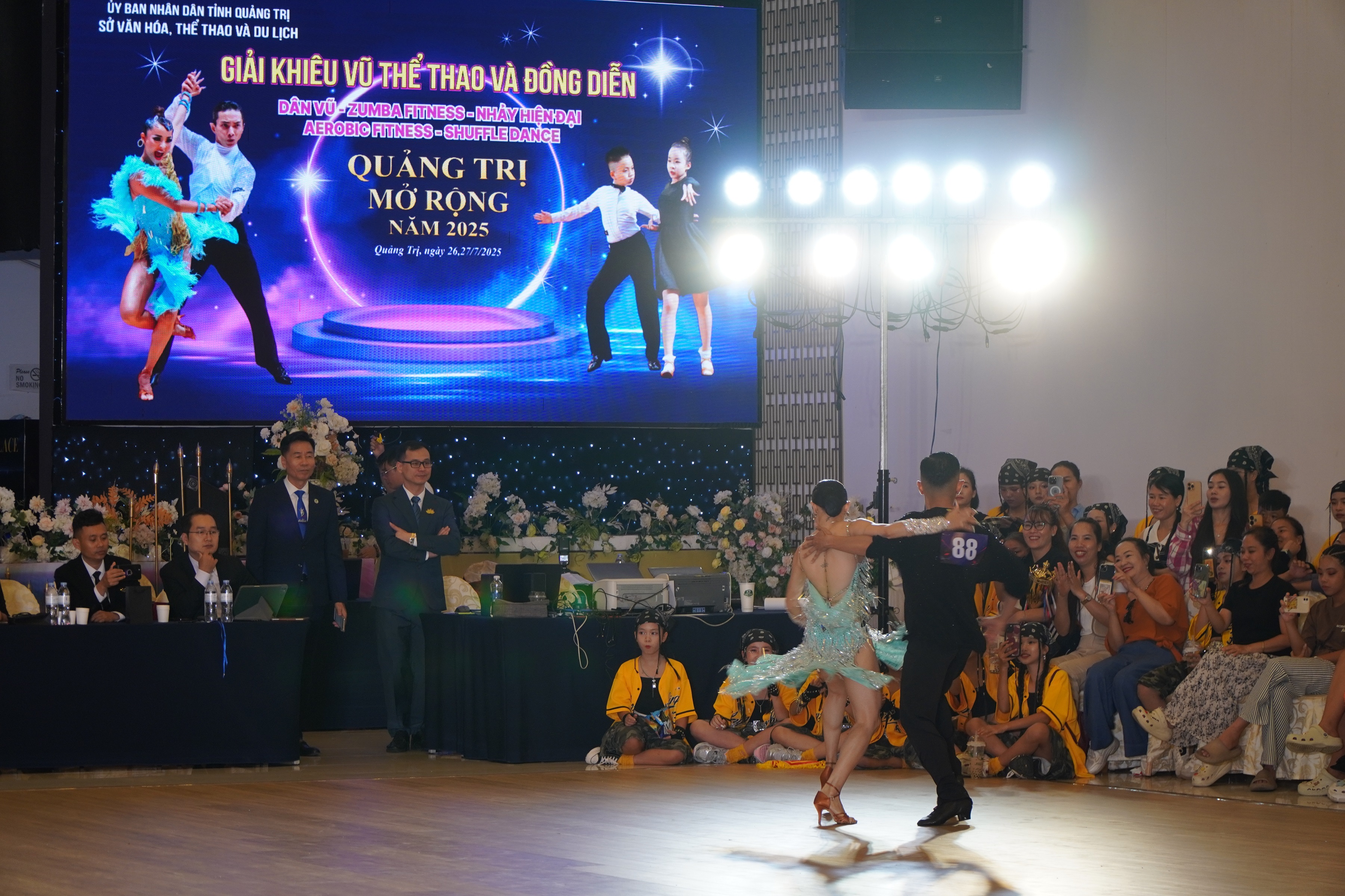 Turnamen Tari Olahraga Terbuka Provinsi Quang Tri yang Seru - foto 3