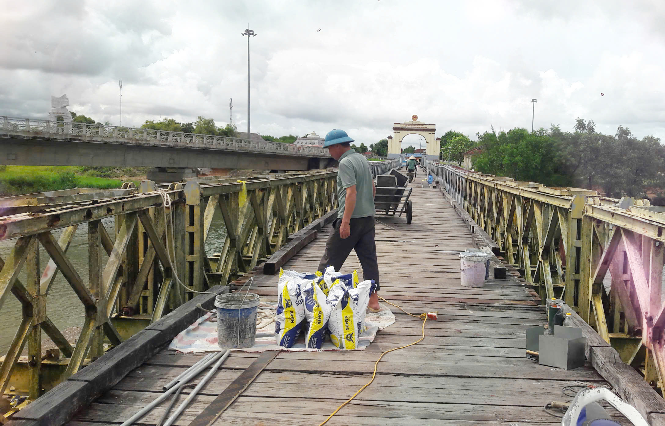 ការស្តារ និងតុបតែងវត្ថុបុរាណប្រវត្តិសាស្ត្រជាតិពិសេសរបស់ធនាគារ Hien Luong - Ben Hai - រូបថត 3