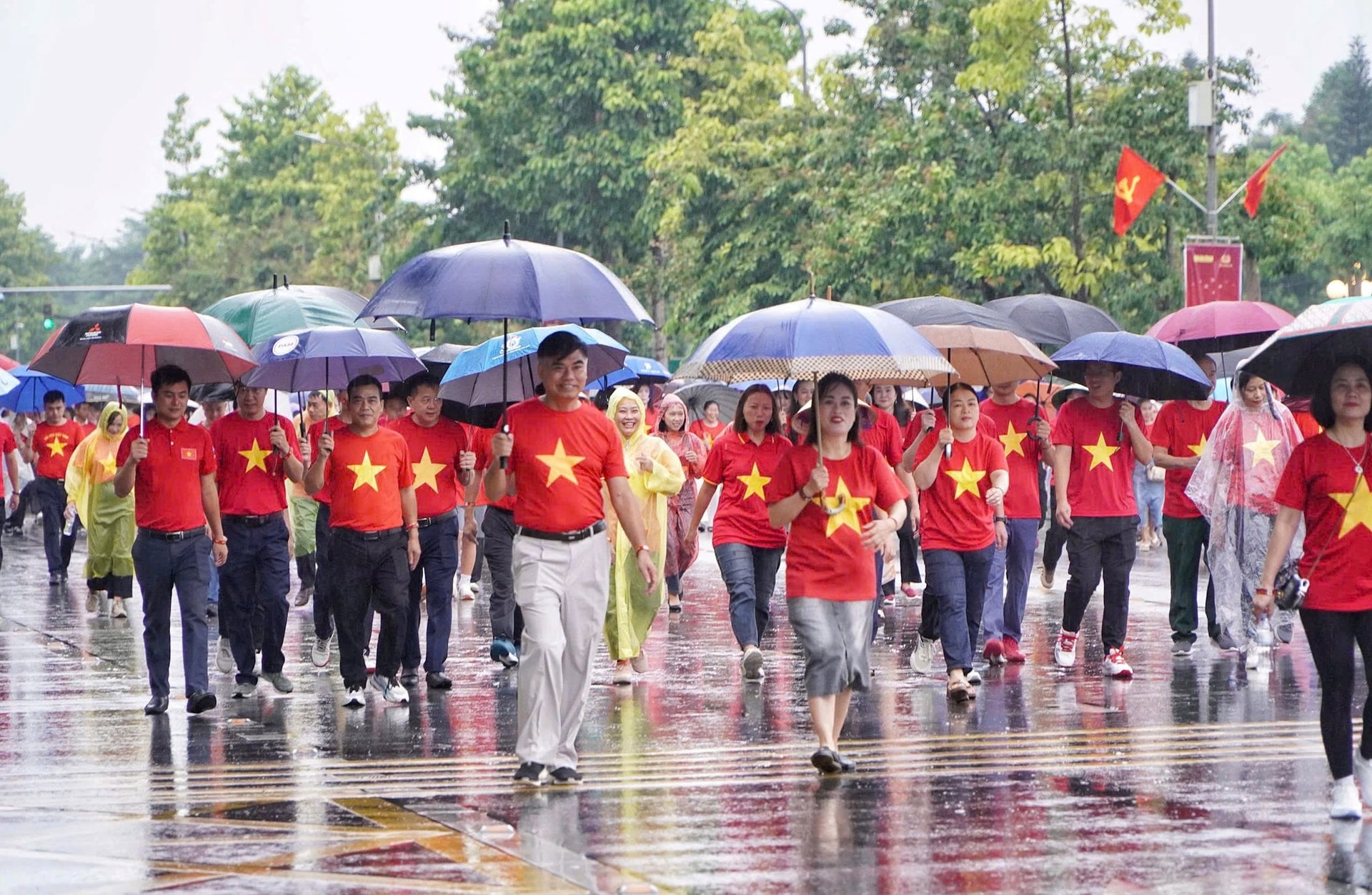 Nadšená reakce na „Pokrok ve Vietnamu“ – foto 3