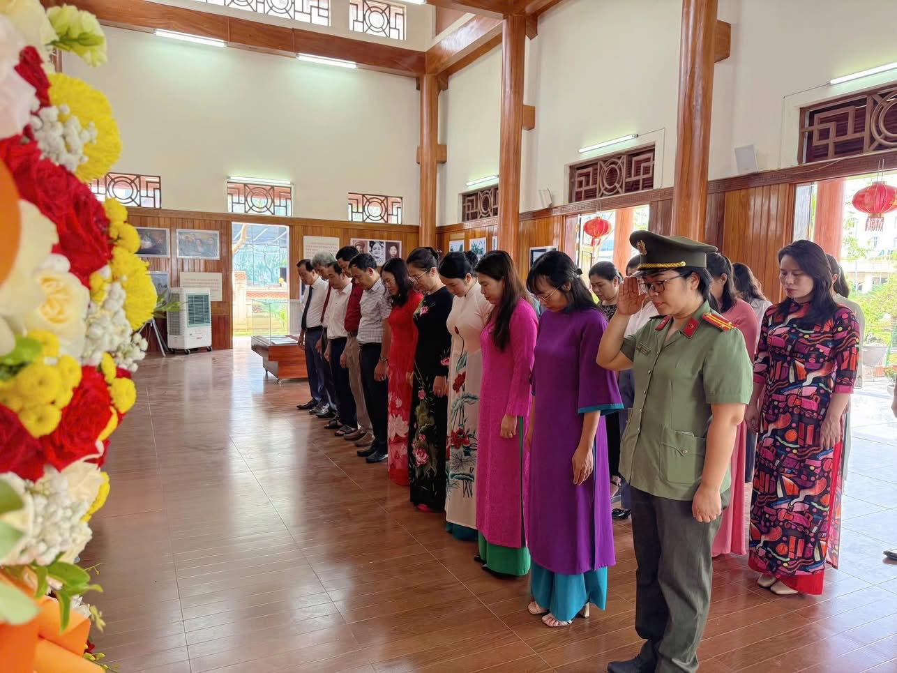 Nghe An រំលឹកខួបលើកទី 115 របស់ទាហានបដិវត្តន៍នារី Nguyen Thi Minh Khai - រូបថត 2