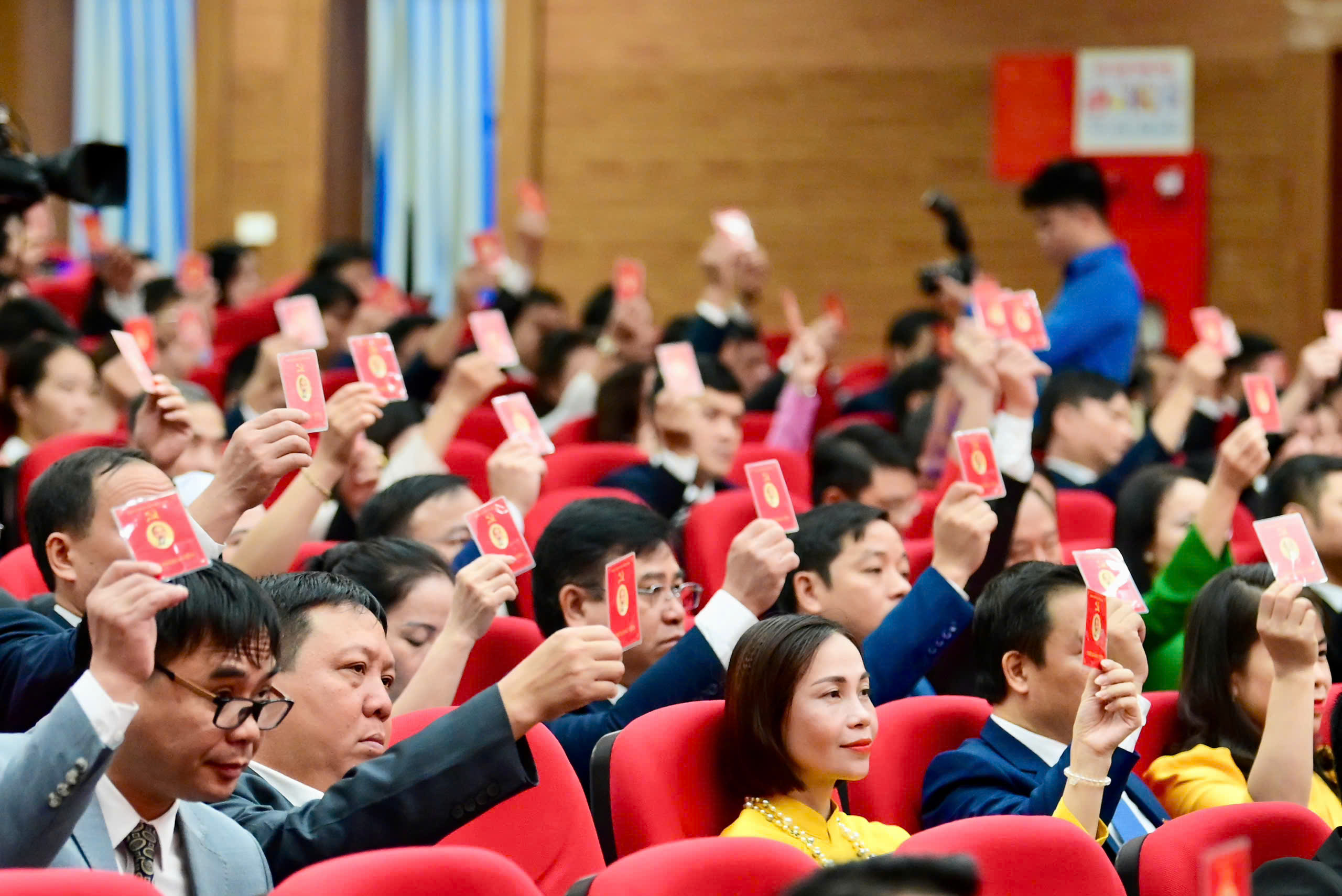 ដំណោះស្រាយដើម្បីរក្សានិងលើកកម្ពស់អត្តសញ្ញាណវប្បធម៍របស់ Nghe An ក្នុងយុគសម័យថ្មី - រូបថត ២