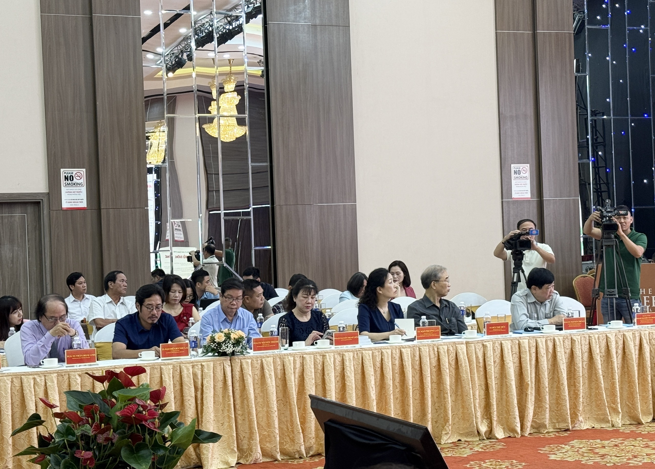 Školící kurz „Vietnamská literatura a umění s podporou národní identity při budování a rozvoji kulturního průmyslu“ - foto 3