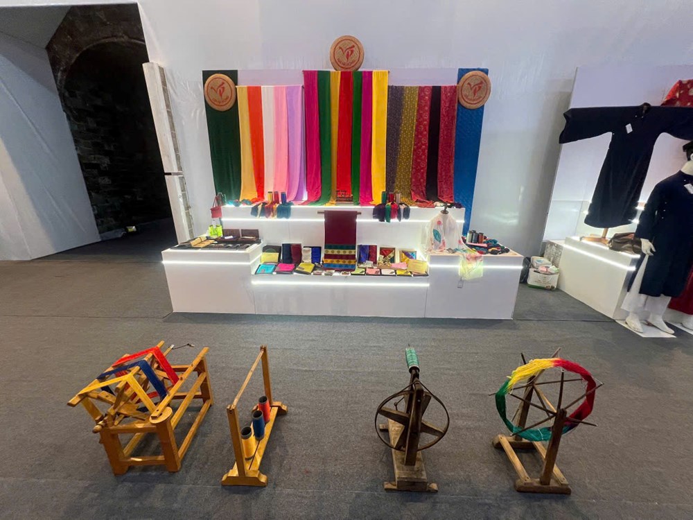 Dnes ráno, zahájení Výstavy národních úspěchů - foto 3