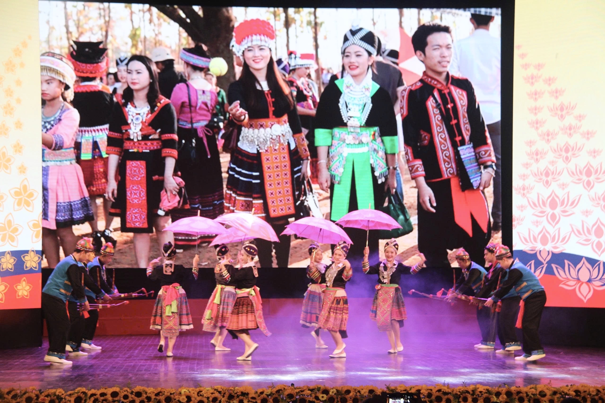 Melody នៃមិត្តភាព សាមគ្គីភាព - រូបថត ៨