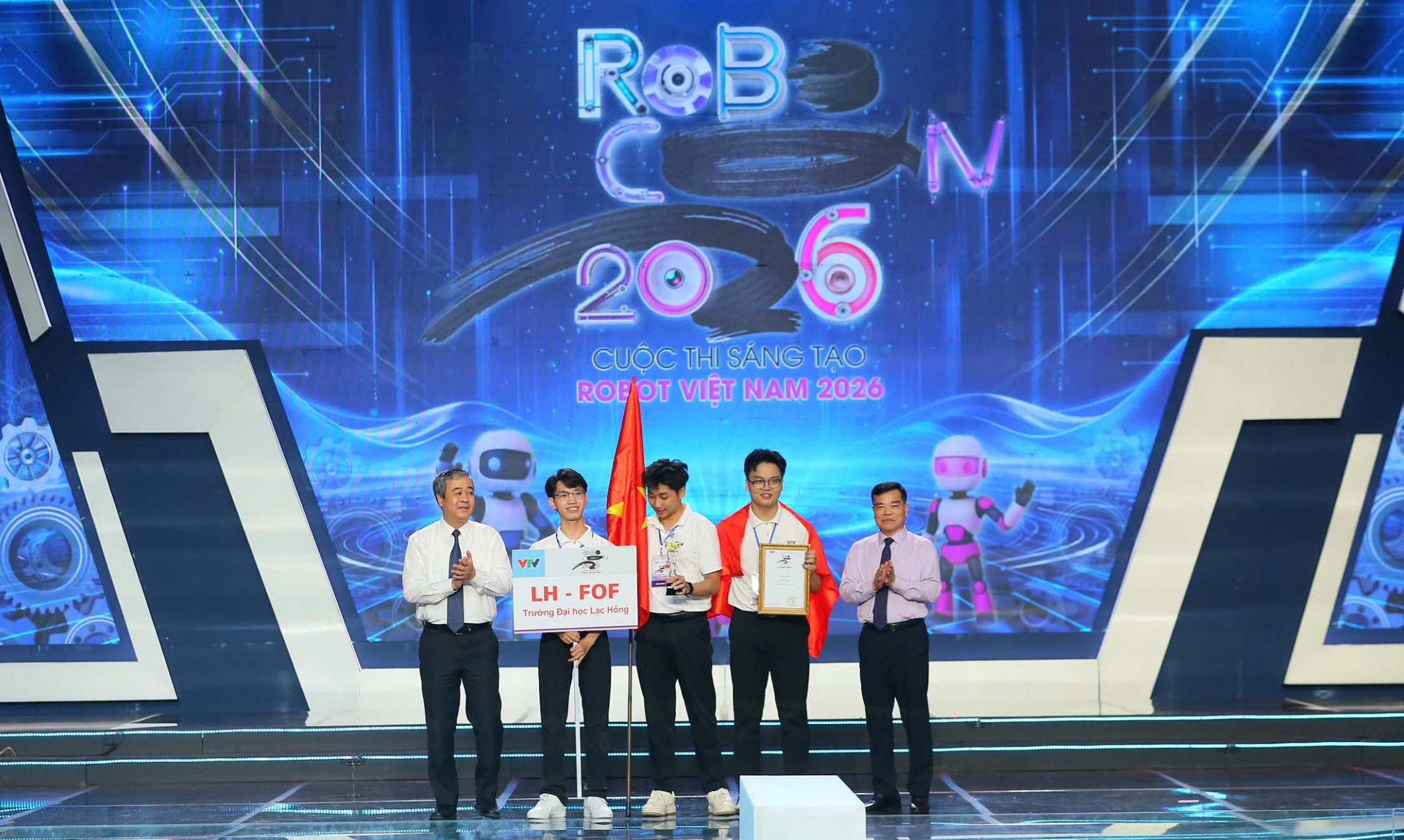 Đại học Lạc Hồng vô địch Robocon Việt Nam 2026 - ảnh 3