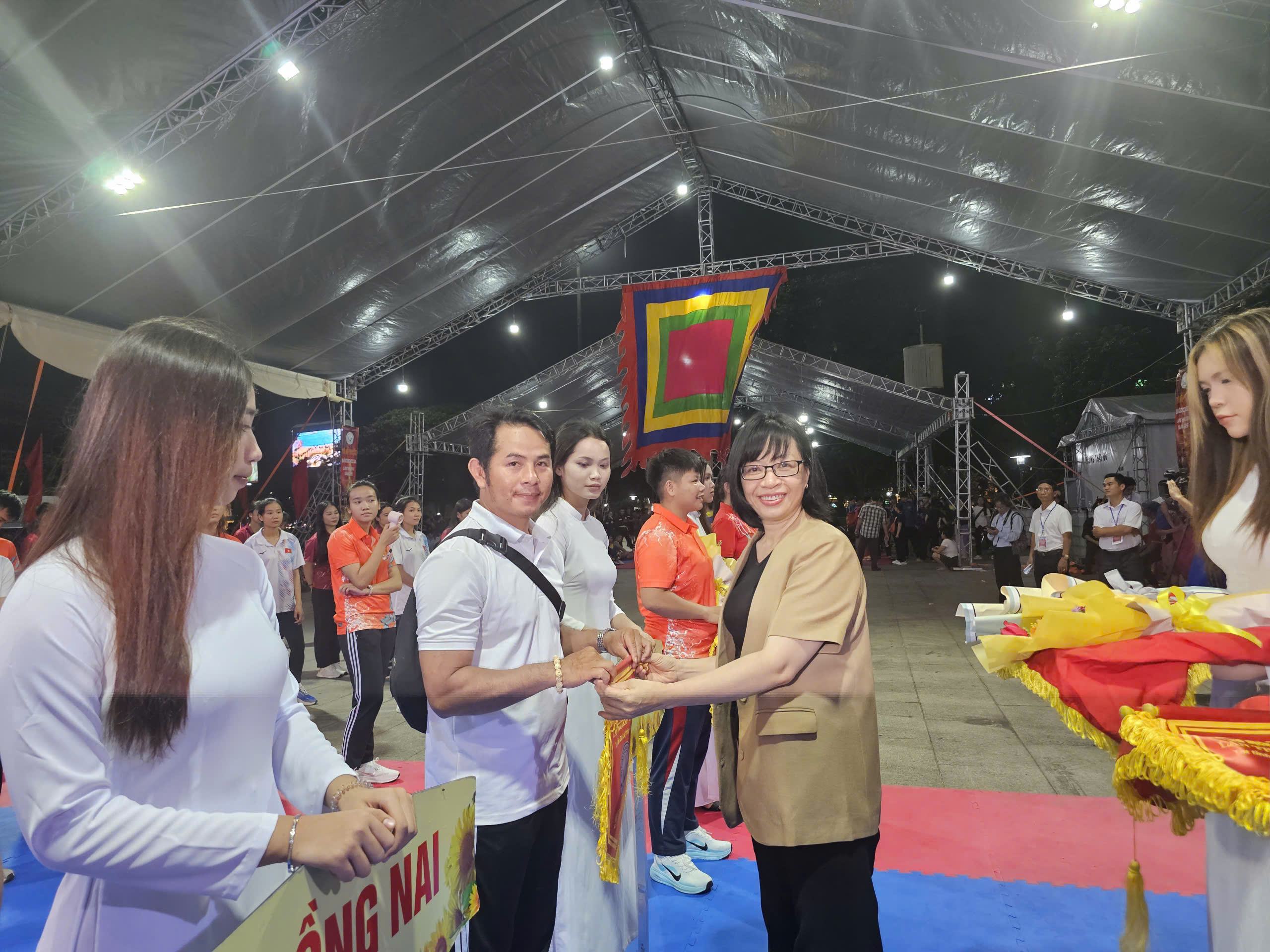 គណៈប្រតិភូជិត 30 ចូលរួមក្នុងការប្រកួតជើងឯកក្បាច់គុនបុរាណជាតិលើកទី 34 - រូបថត 3