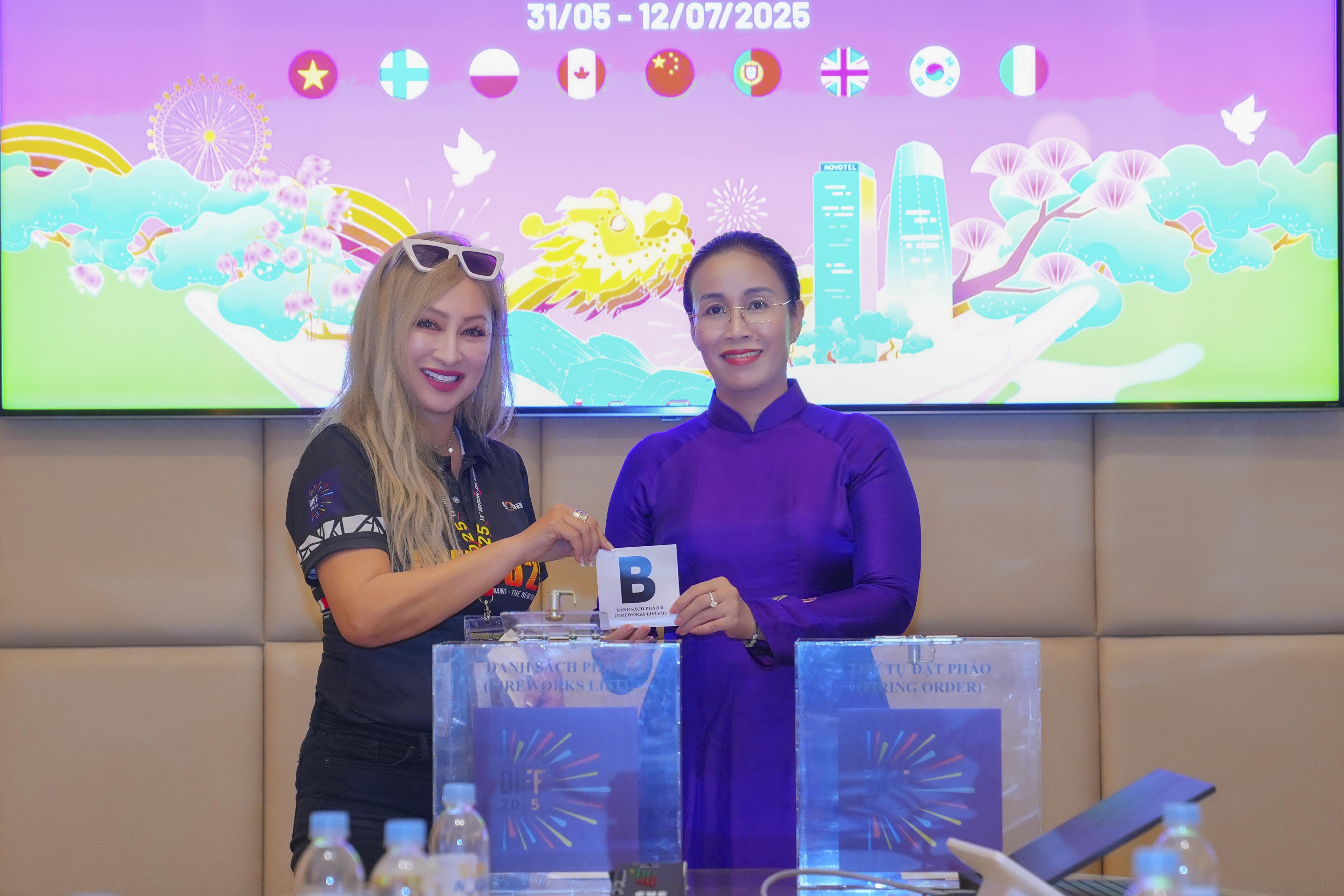 Vietnam och Kina tävlar i finalkvällen av DIFF 2025 den 12 juli - foto 6