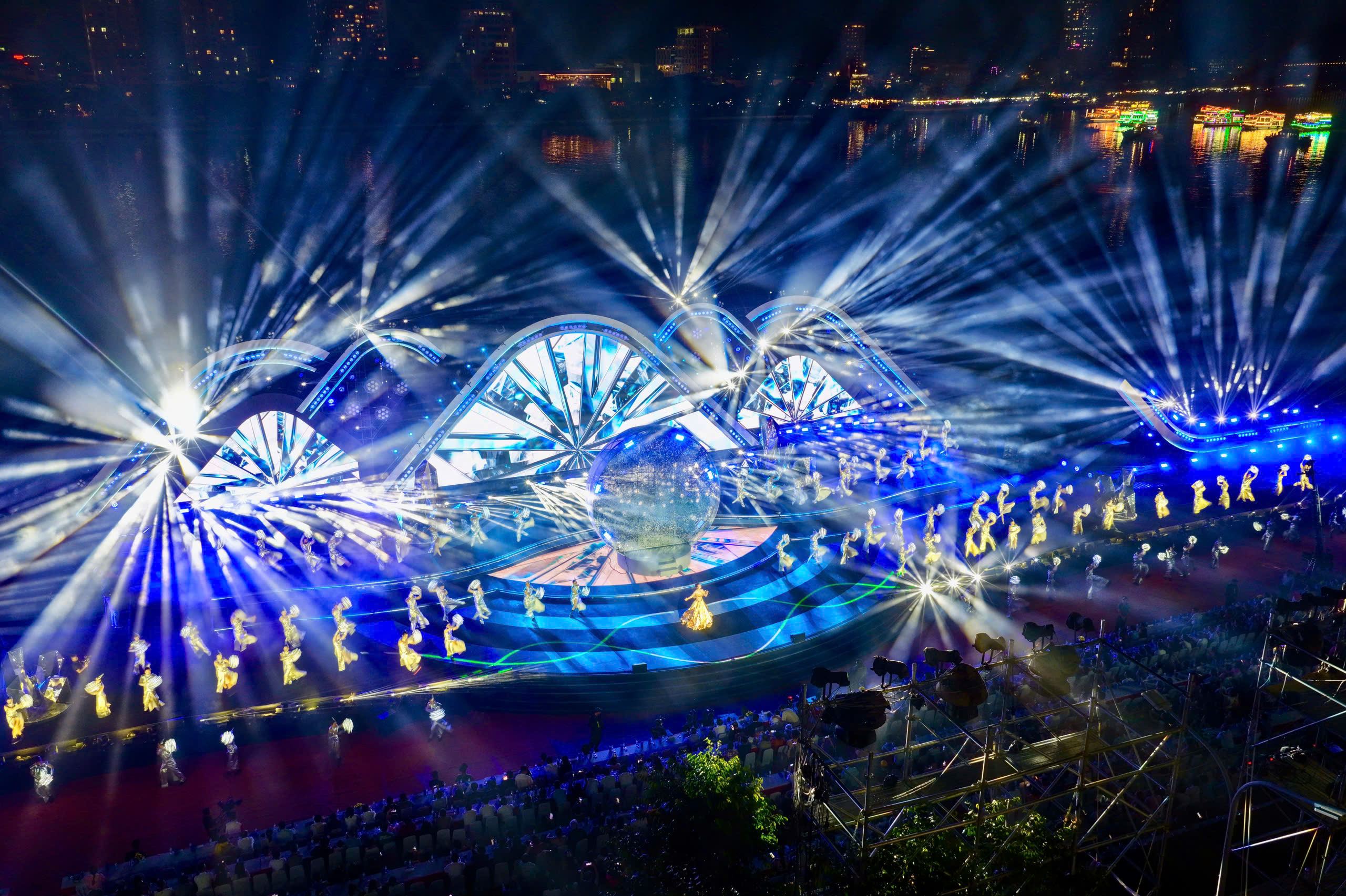 Китайська команда з феєрверків виграла DIFF 2025 - фото 4