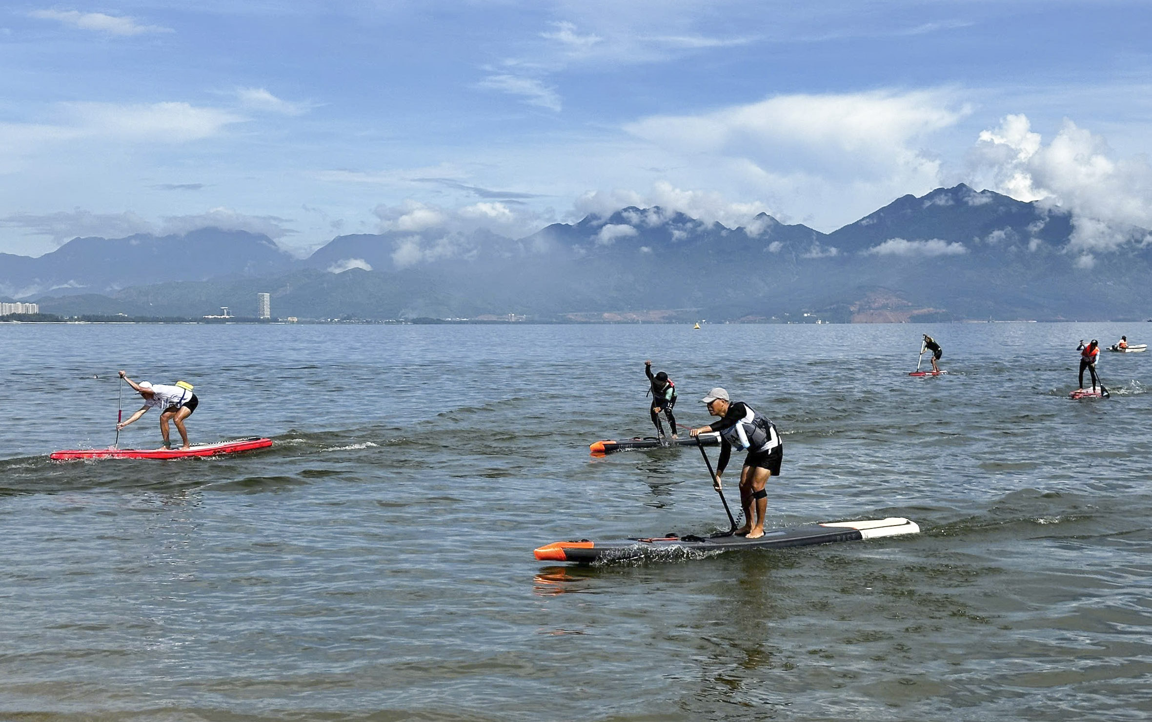 2025年全国ユースセーリング&スタンドアップパドルボード選手権の開幕 - 写真4