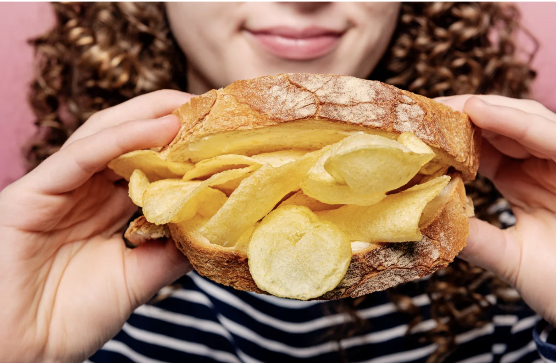 Křupavé brambůrky se náhle staly oblíbenou svačinou Britů - foto 2