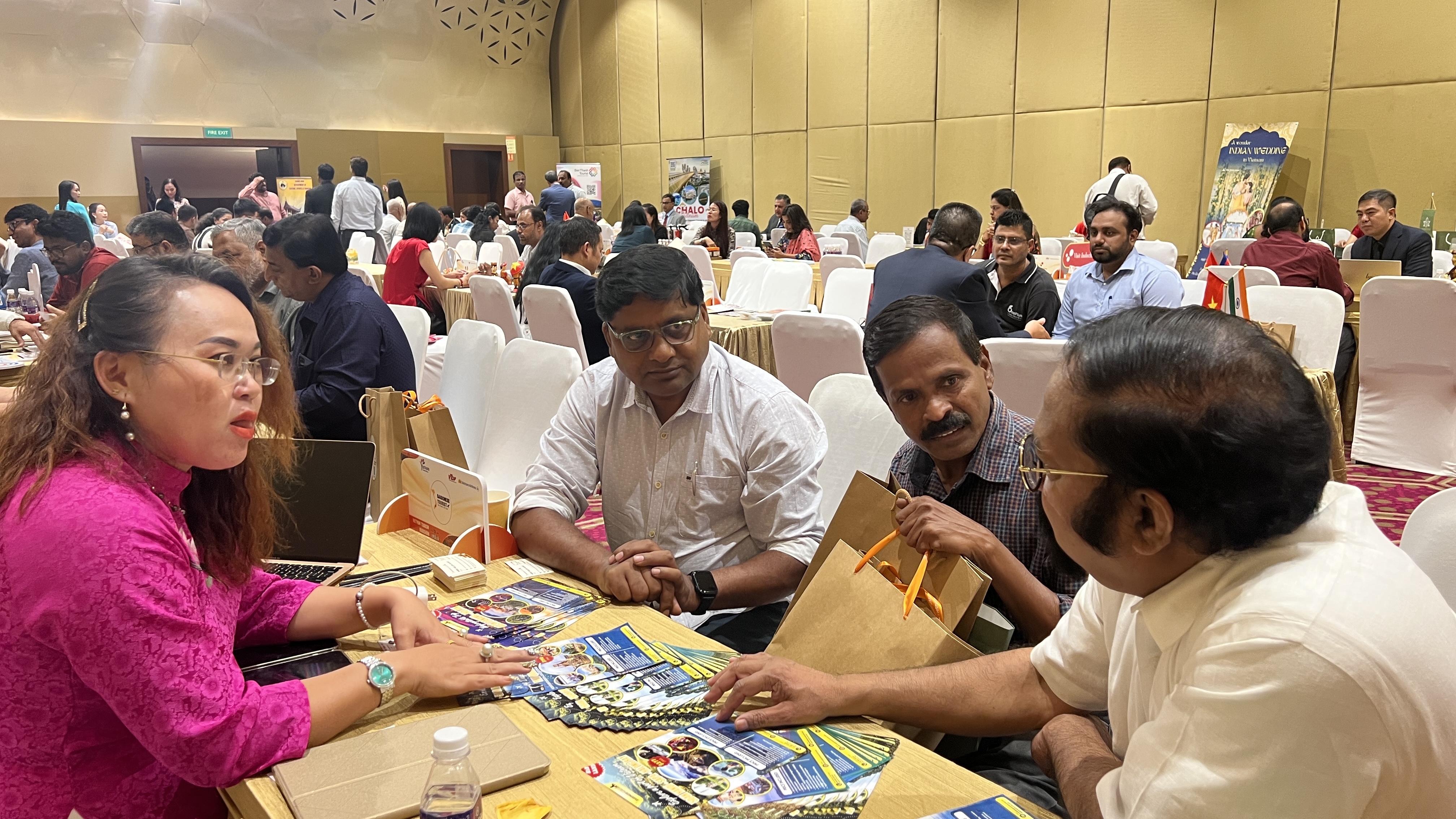 ពង្រឹងទំនាក់ទំនងទេសចរណ៍វៀតណាម-ឥណ្ឌានៅទីក្រុង Hyderabad - រូបថត 26