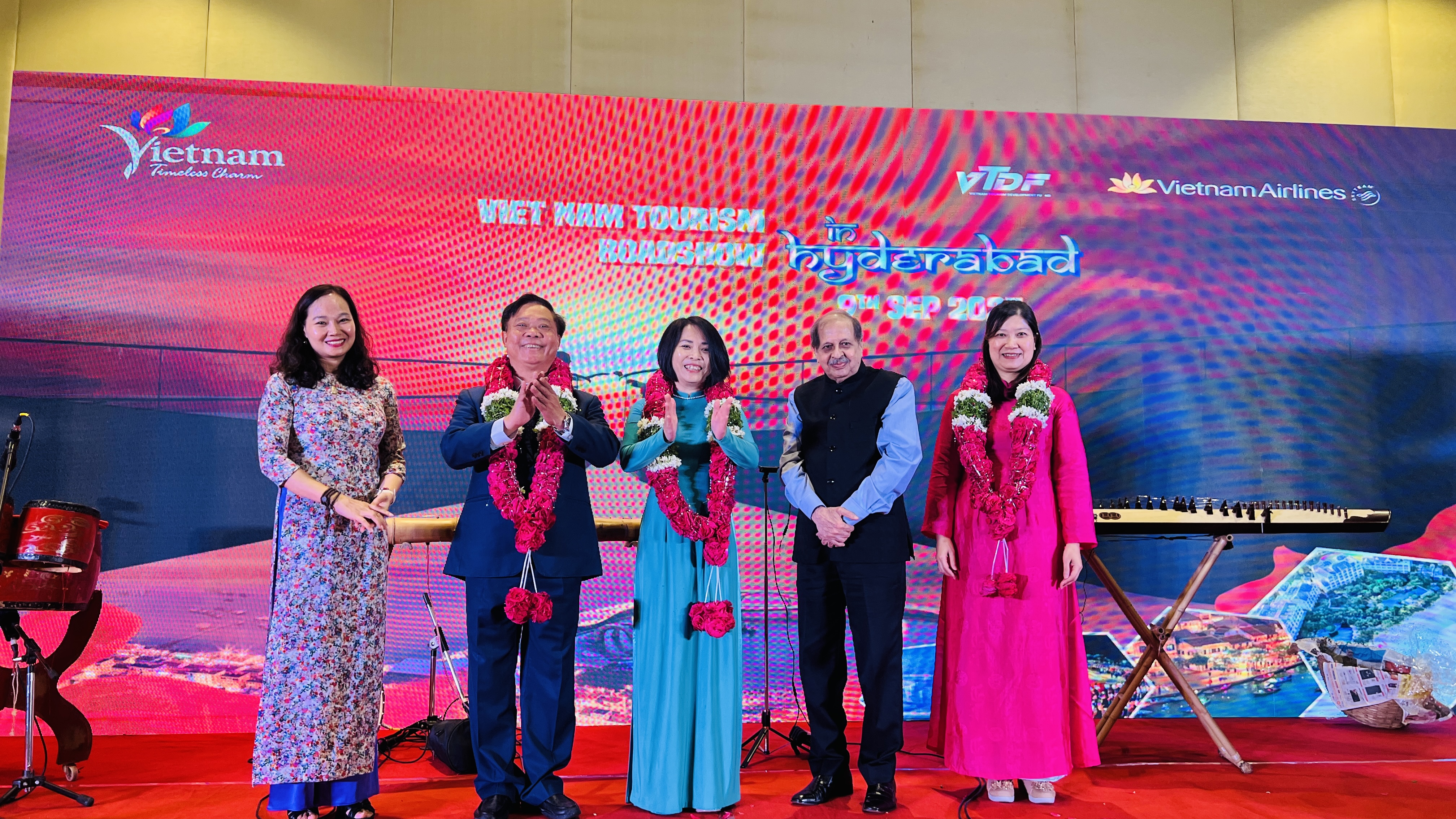 ពង្រឹងទំនាក់ទំនងទេសចរណ៍វៀតណាម-ឥណ្ឌានៅទីក្រុង Hyderabad - រូបថត ៨