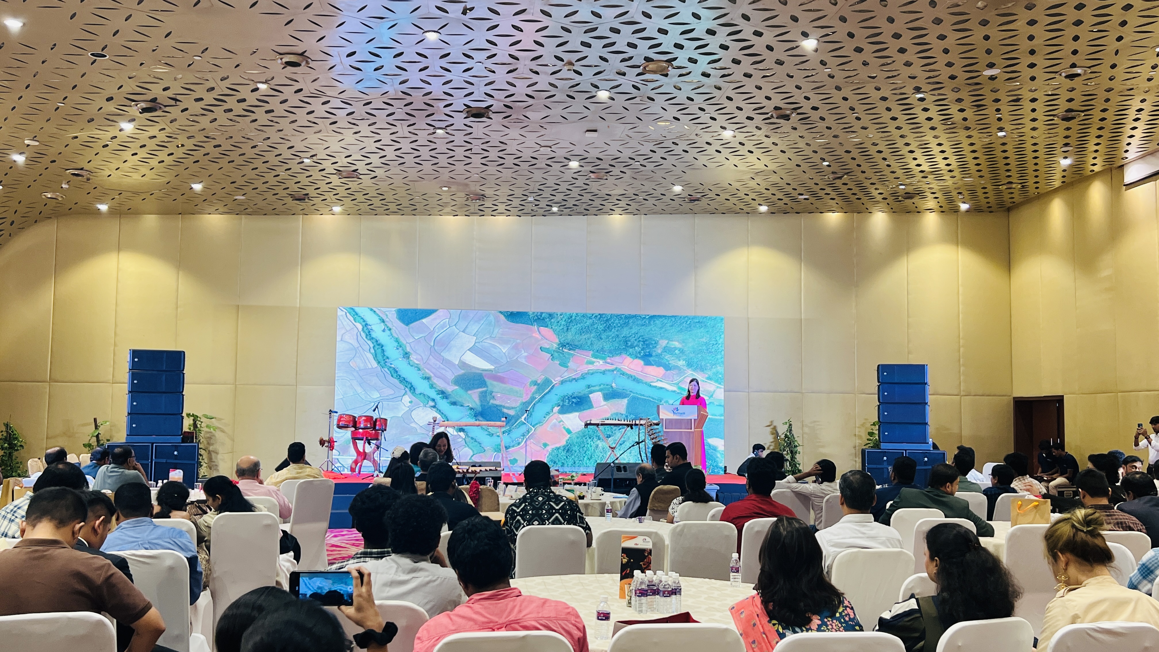 ពង្រឹងទំនាក់ទំនងទេសចរណ៍វៀតណាម-ឥណ្ឌានៅទីក្រុង Hyderabad - រូបថត ៦