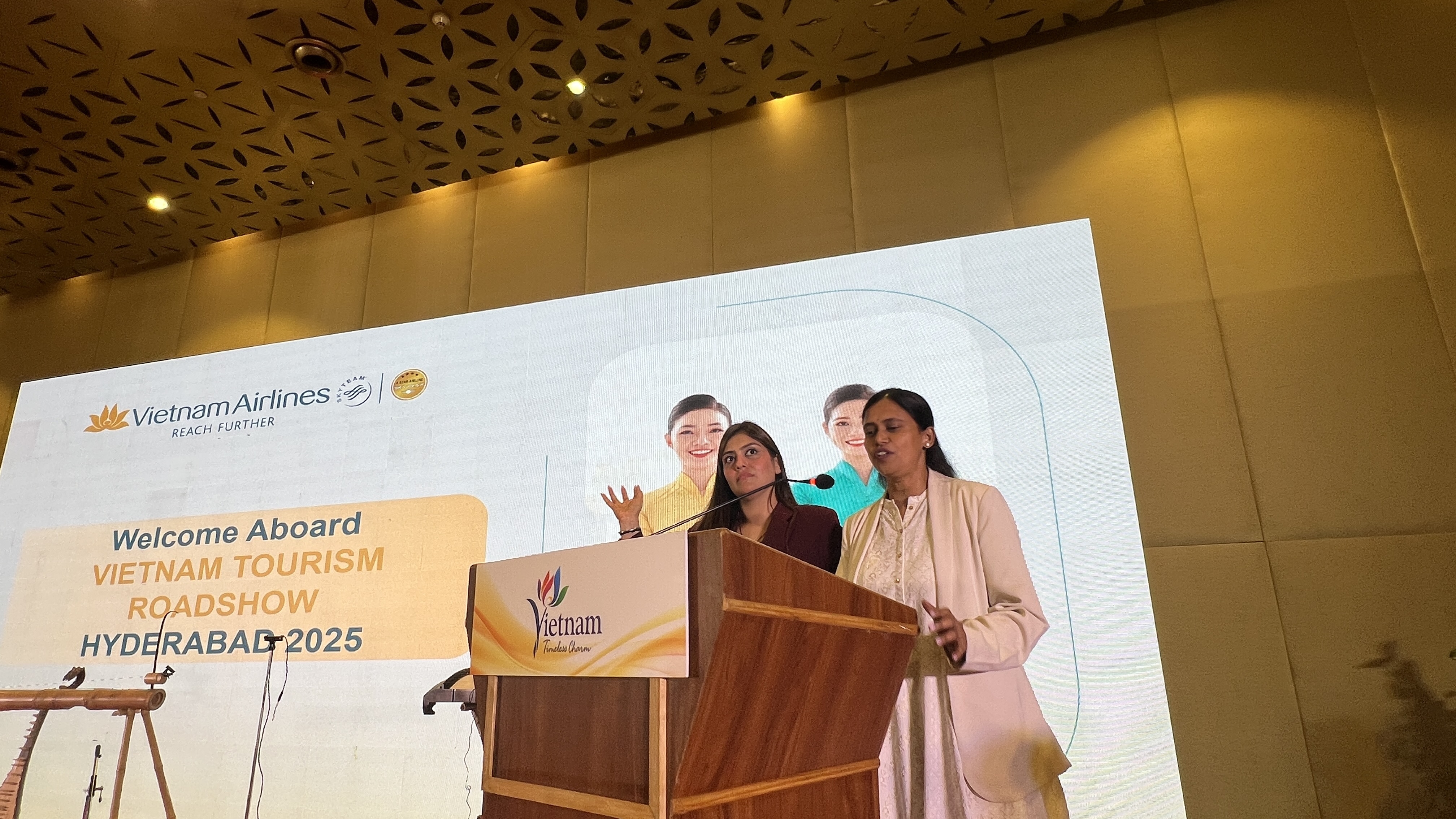 ពង្រឹងទំនាក់ទំនងទេសចរណ៍វៀតណាម-ឥណ្ឌានៅទីក្រុង Hyderabad - រូបថត ១៦