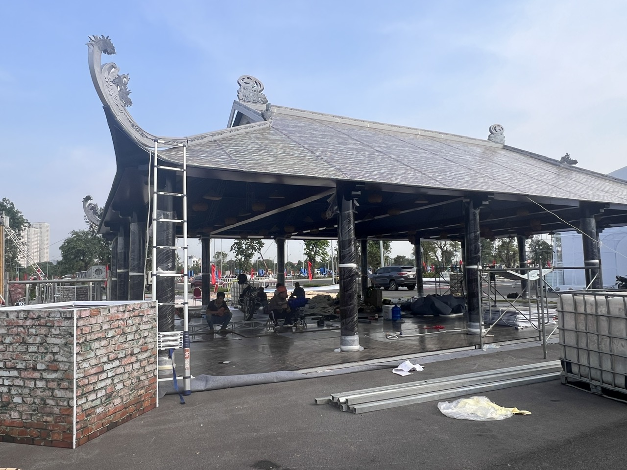 ハノイ人民委員会副委員長が国家功績博覧会で建設の進捗状況を視察 - 写真6