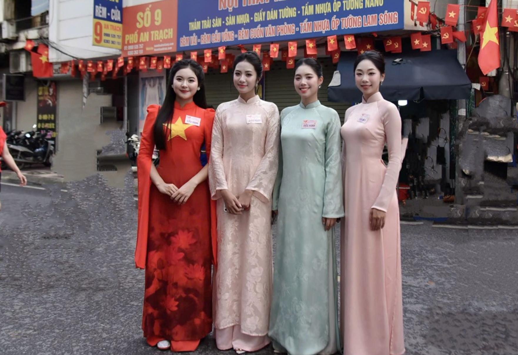 آئو دای سنتی ویتنامی در مراسم روز ملی - عکس 3