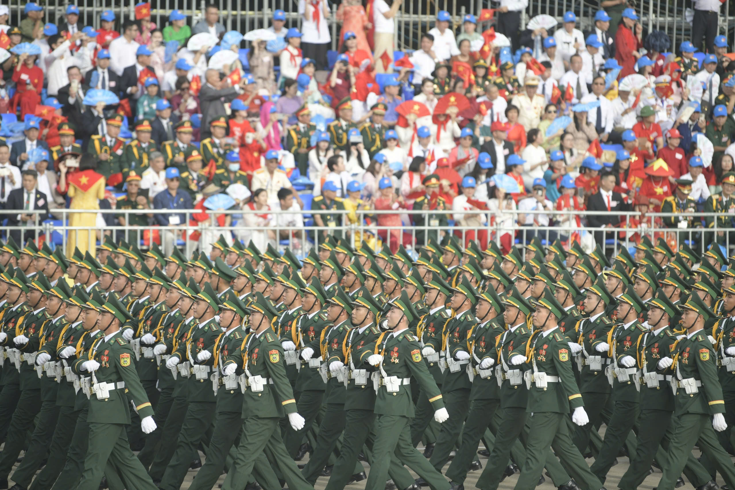 ຍ້ອງຍໍກອງທັບປະຊາຊົນຫວຽດນາມ - ພາບ 2