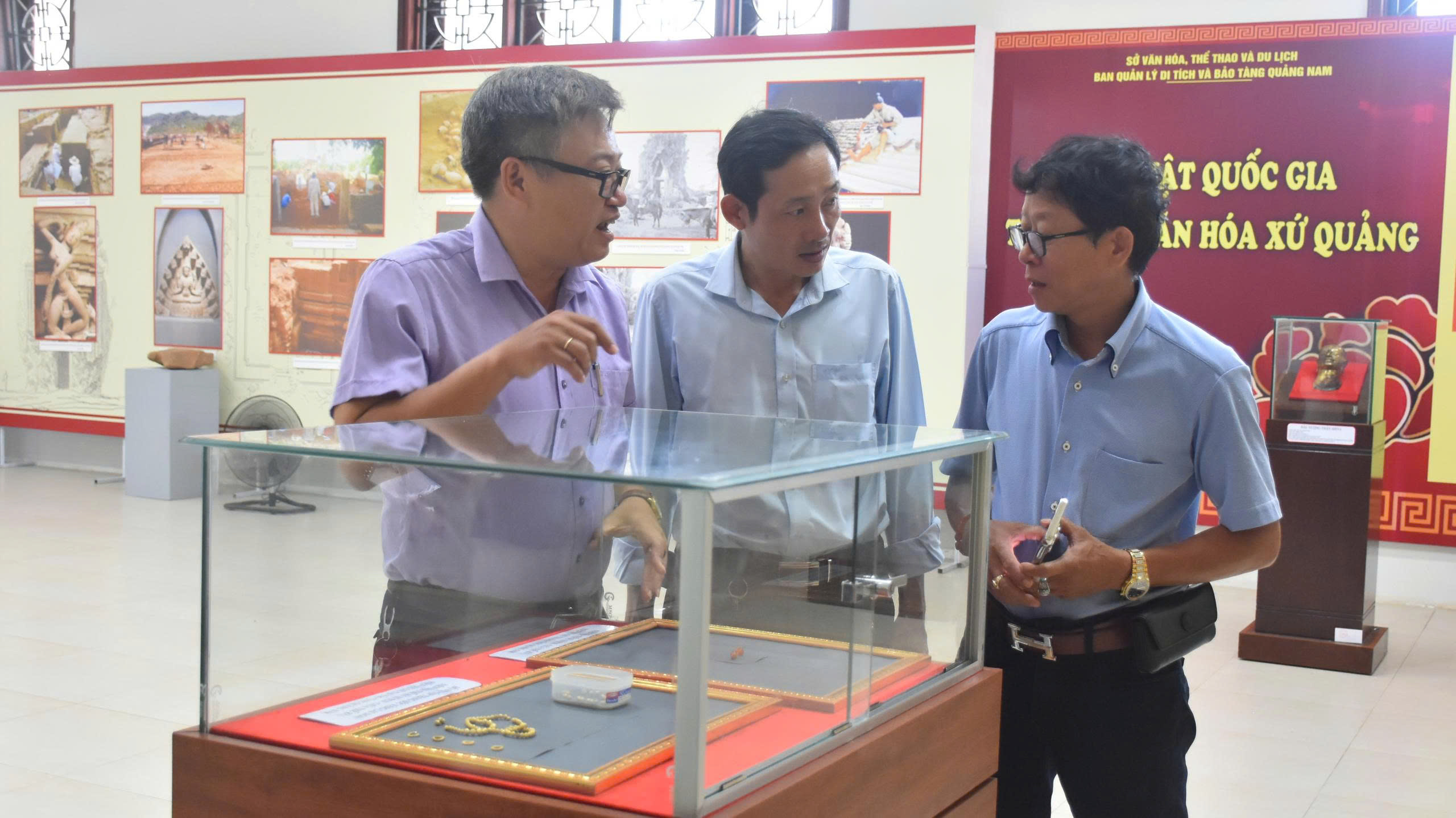 Vernisáž tematické výstavy o kultuře a národních pokladech Čamů - foto 7