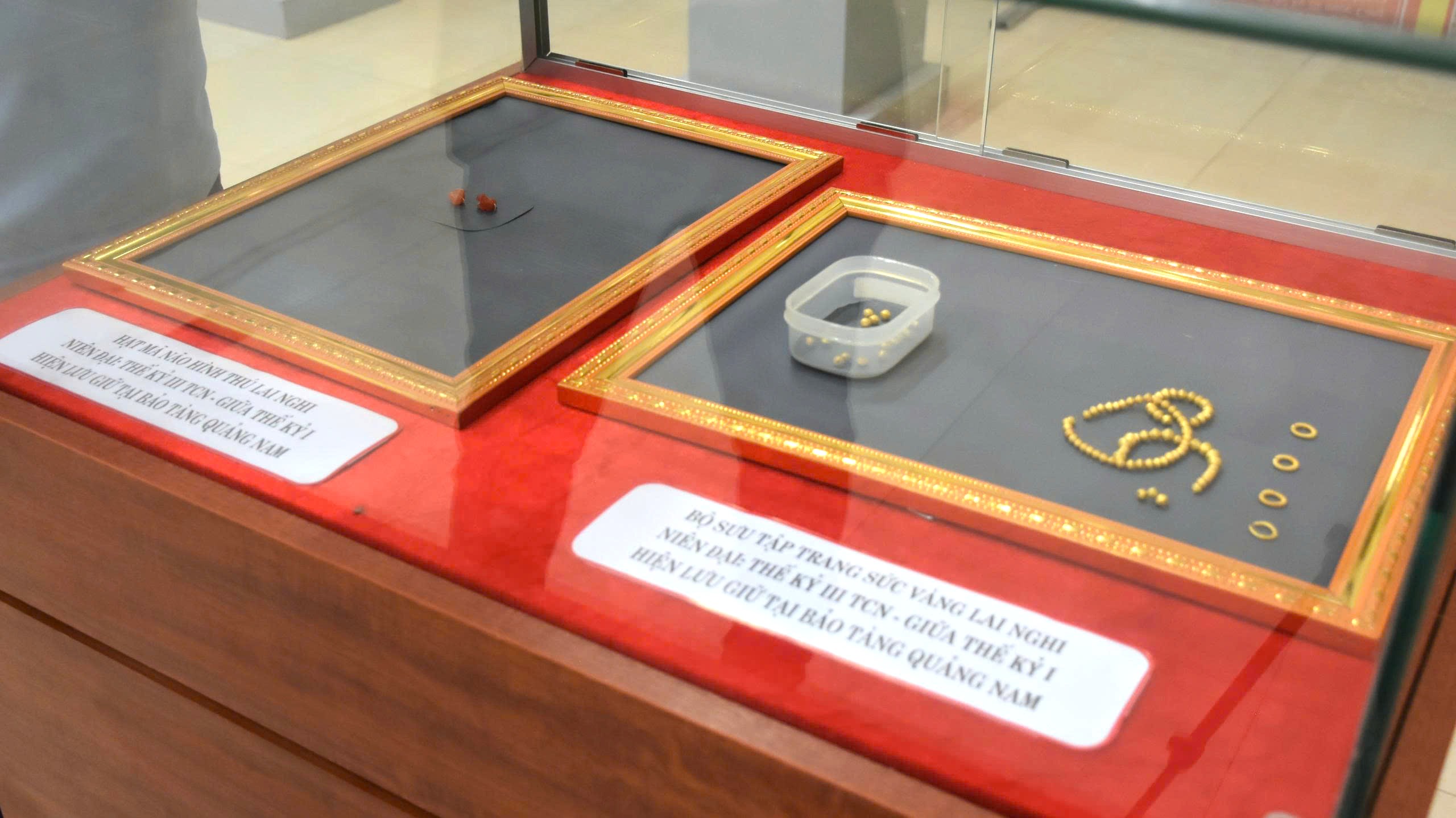 Admirando tesouros nacionais - A quintessência da herança Quang - foto 5