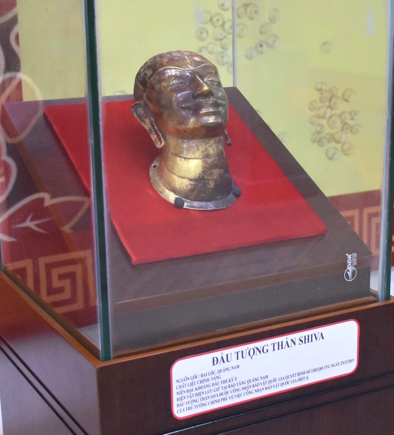 Admirando tesouros nacionais - A quintessência da herança Quang - foto 4