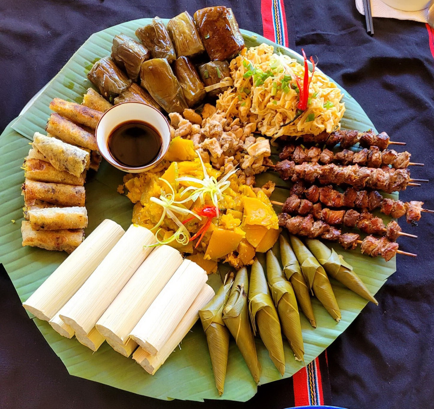 សកម្មភាពពិសេសជាច្រើននៅមហោស្រពវប្បធម៌ប្រពៃណី Co Tu - រូបថត ៣