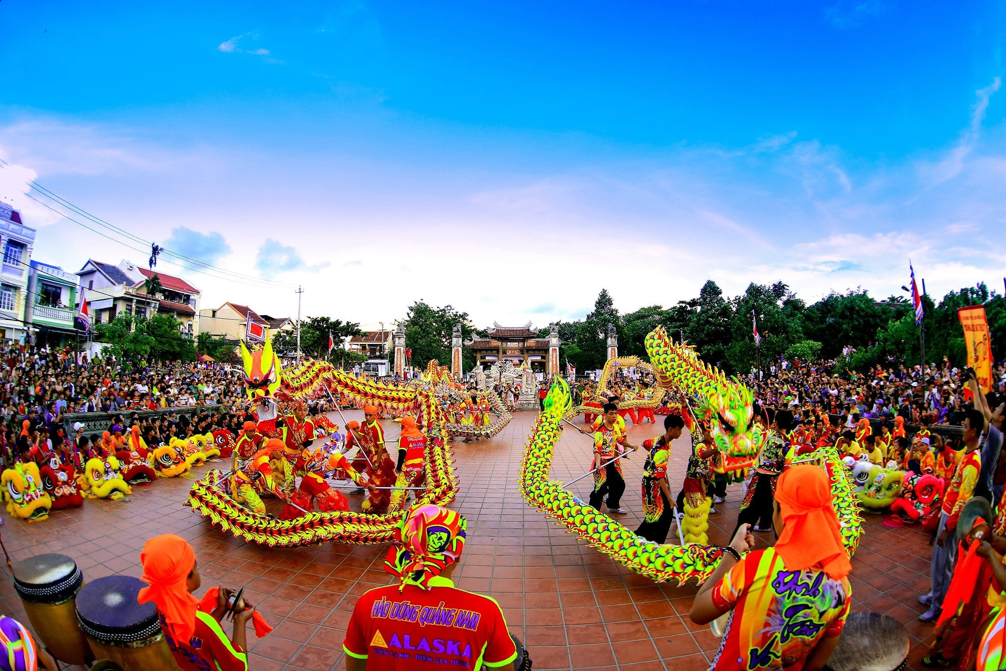 សកម្មភាពបុណ្យពាក់កណ្ដាលសរទរដូវដ៏អ៊ូអរសម្រាប់កុមារ លើកតម្កើងបេតិកភណ្ឌវប្បធម៌ - រូបថត ៨