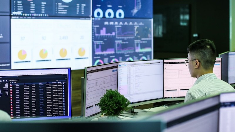 VNPT の IT エンジニアリング チームは、顧客にサービスを提供するためにテクノロジー ソリューションを展開します。