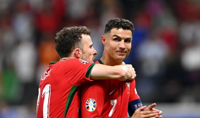 Ronaldo និង Diogo Jota បានលេងជាមួយគ្នាឱ្យក្រុមព័រទុយហ្គាល់។ (រូបថត៖ Getty)