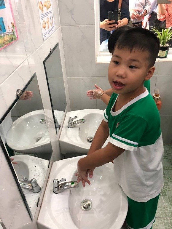 Phát động chiến dịch phòng bệnh sởi, tay chân miệng, sốt xuất huyết năm 2018 - ảnh 2