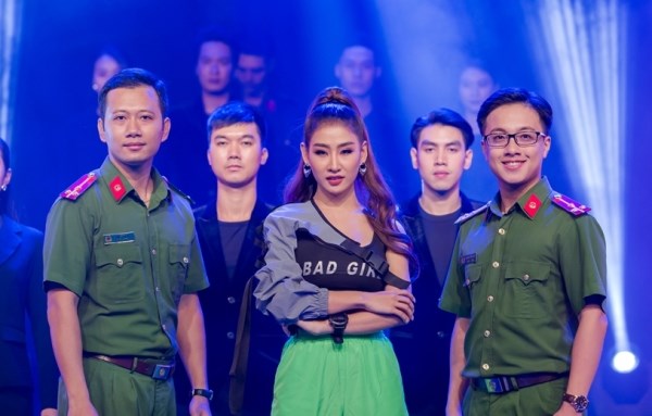 “Mỹ nhân hành động” mùa đầu tiên có đến 2 quán quân - ảnh 2