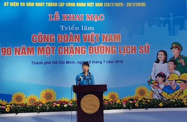 Khai mạc triển lãm “Công đoàn Việt Nam- 90 năm một chặng đường lịch sử” - ảnh 1