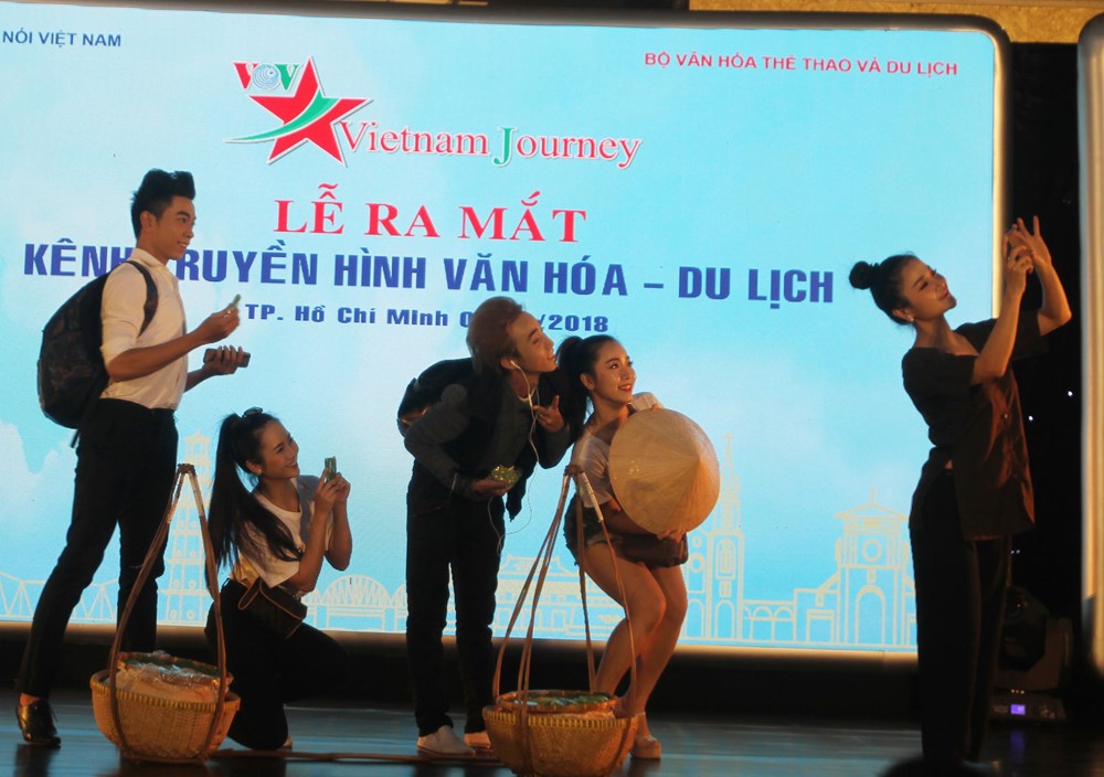 Bộ trưởng Nguyễn Ngọc Thiện dự Lễ ra mắt Kênh Truyền hình chuyên biệt Văn hóa - Du lịch - ảnh 3