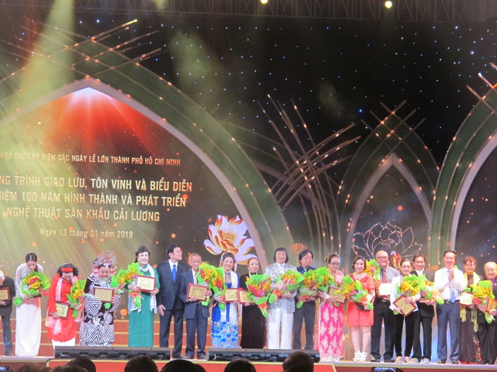 Cải lương xuống phố đi bộ Nguyễn Huệ - ảnh 5