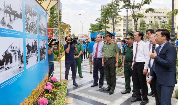 Khai mạc triển lãm “Khởi nghĩa Nam Kỳ – Khúc Tráng ca sống mãi” - ảnh 1