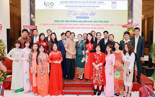 Ấm áp và long trọng Ngày hội VASEAN trước thềm Xuân - ảnh 1