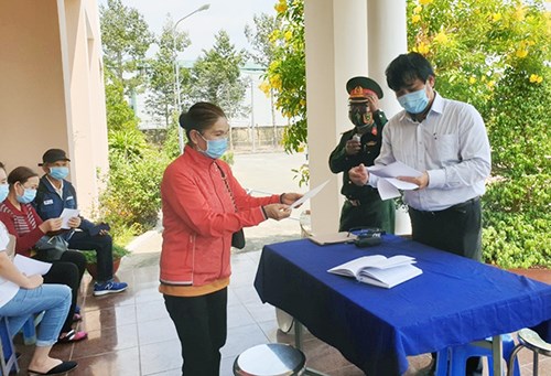 TP. HCM: Xây dựng phương án đưa hàng ngàn người hoàn thành cách ly tập trung về nhà an toàn - ảnh 1