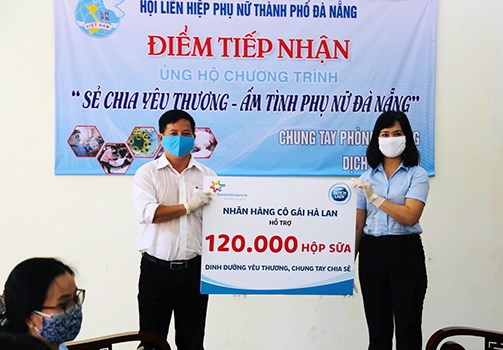Cô gái Hà Lan chia khó cùng Đà Nẵng với hàng trăm ngàn sản phẩm sữa yêu thương - ảnh 2