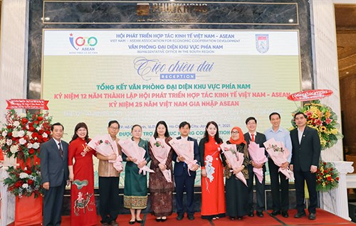 Ấm áp và long trọng Ngày hội VASEAN trước thềm Xuân - ảnh 2