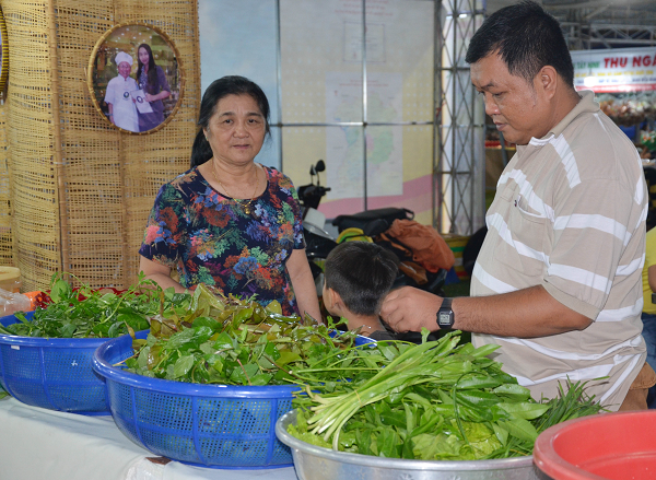 Bảo tồn, tôn vinh Nghề làm bánh tráng phơi sương Trảng Bàng - ảnh 6
