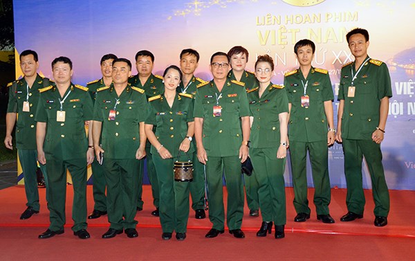 Đông đảo nghệ sĩ hội tụ tại bế mạc Liên hoan phim Việt Nam lần thứ XXI - ảnh 5