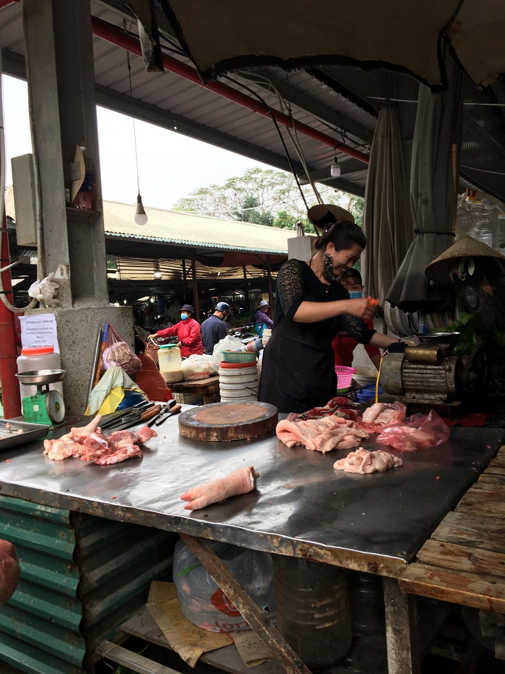 Hãy bình tĩnh, không nên vơ vét, tích trữ hàng tiêu dùng - ảnh 2