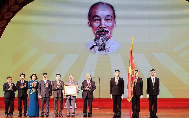Giai cấp nông dân luôn có vị trí, vai trò đặc biệt quan trọng trong lịch sử dựng nước và giữ nước của dân tộc - ảnh 2