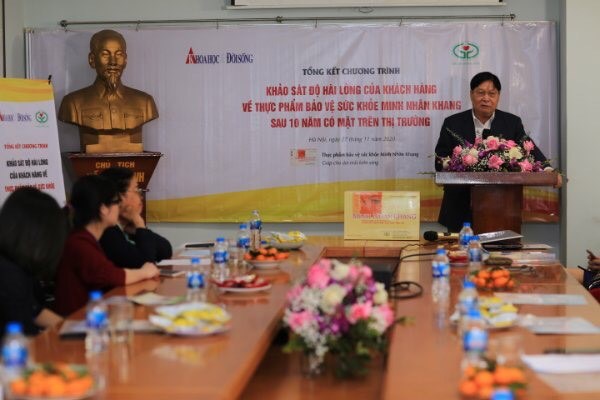 Bảo vệ mắt trước nguy cơ bệnh tật - ảnh 1