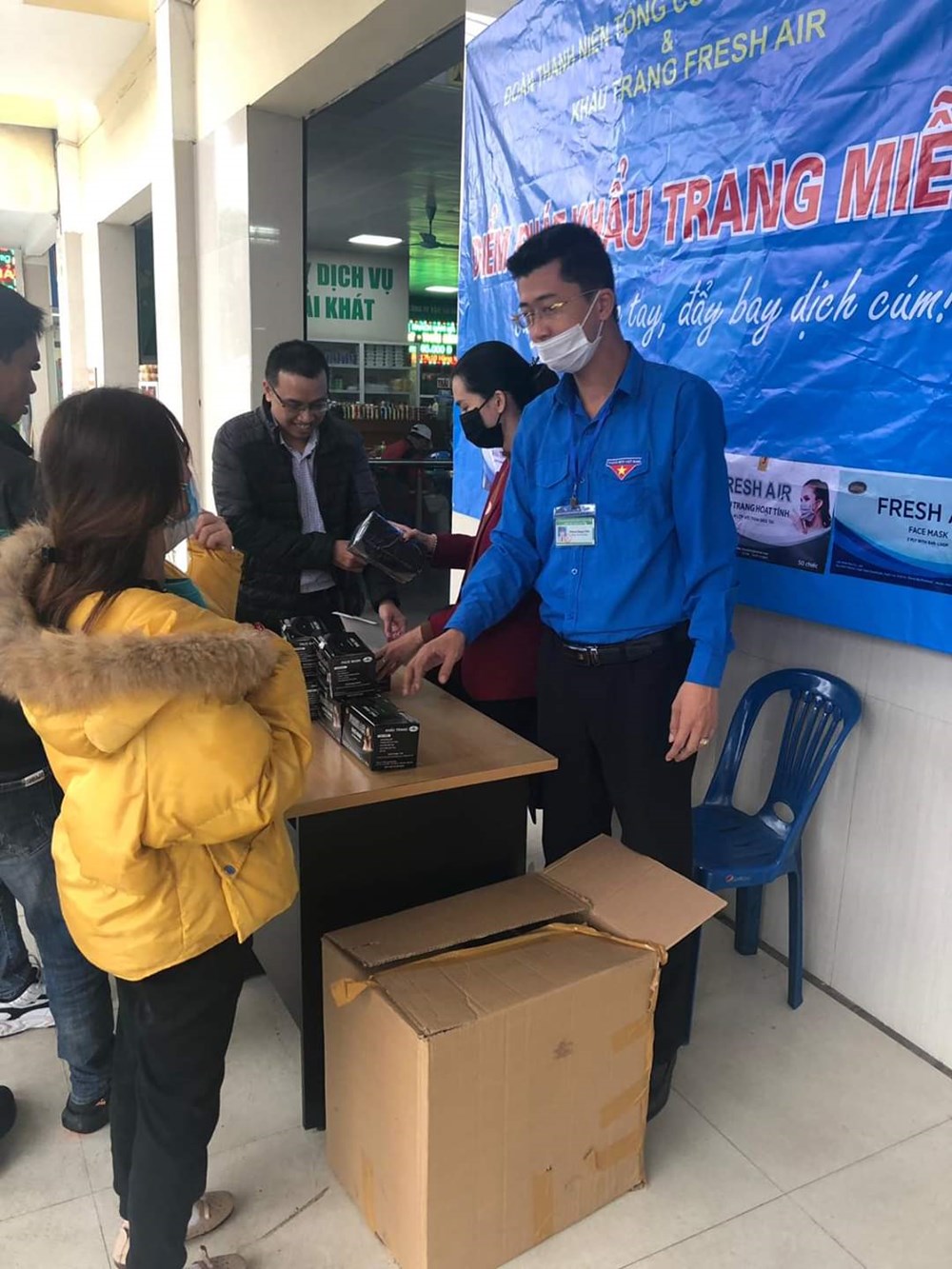 Các bến xe Hà Nội tích cực phòng dịch corona - ảnh 1