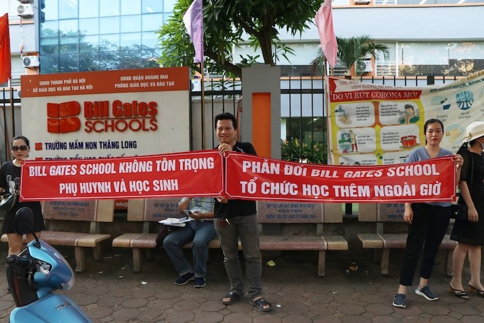 Bill Gates Shool không tôn trọng phụ huynh và học sinh? - ảnh 1