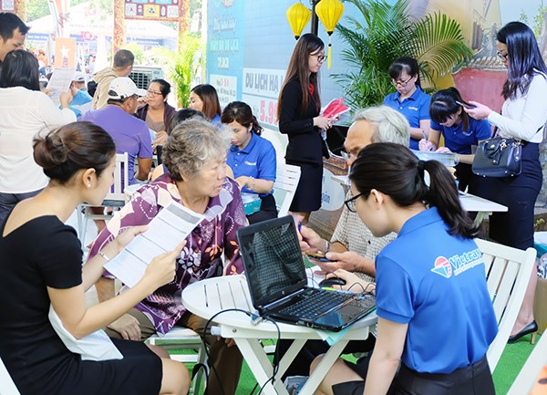 Dịp lễ 30.4: Giá tour trong nước tăng nhẹ, tour nước ngoài đã kín chỗ - ảnh 1