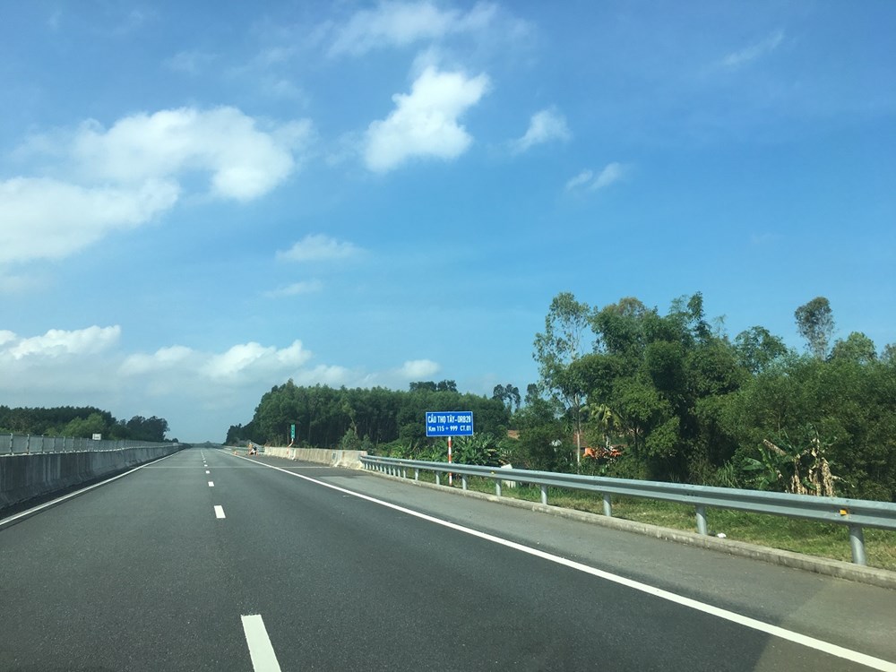 ta lon chau Phi 1
