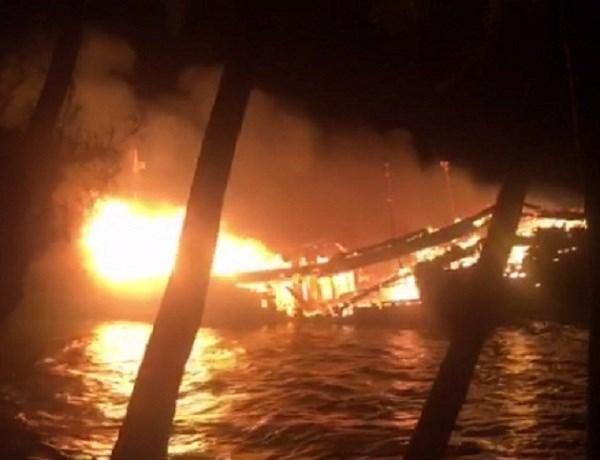 chay-tau-t11-tam-hai