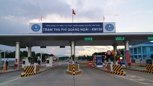 thu-phí-trở-lại-27-10