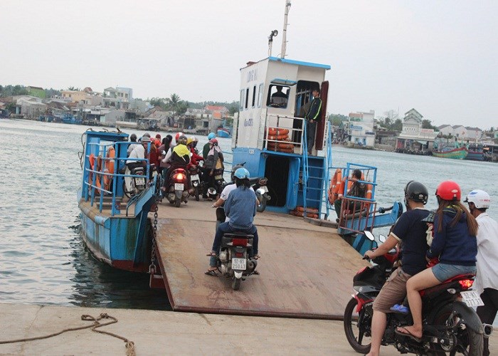 phà 1-tàu vỏ thép